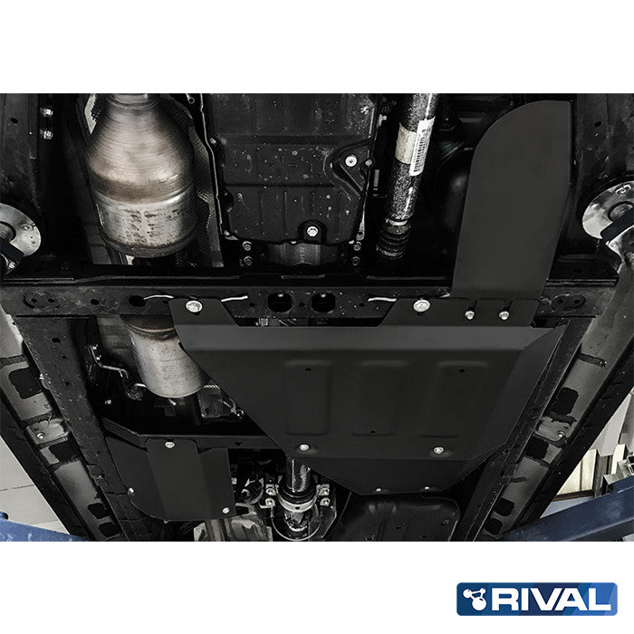 Toyota Hilux Revo – Transfer Case, AdBlue & Oxygen Sensor RIVAL 4x4 transfer case skid plate – underbody protection detail view