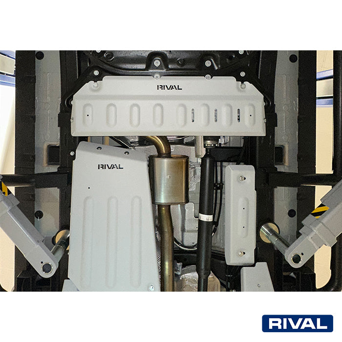 INEOS Grenadier – Transfer Case RIVAL 4x4 transfer case skid plate – underbody protection detail view