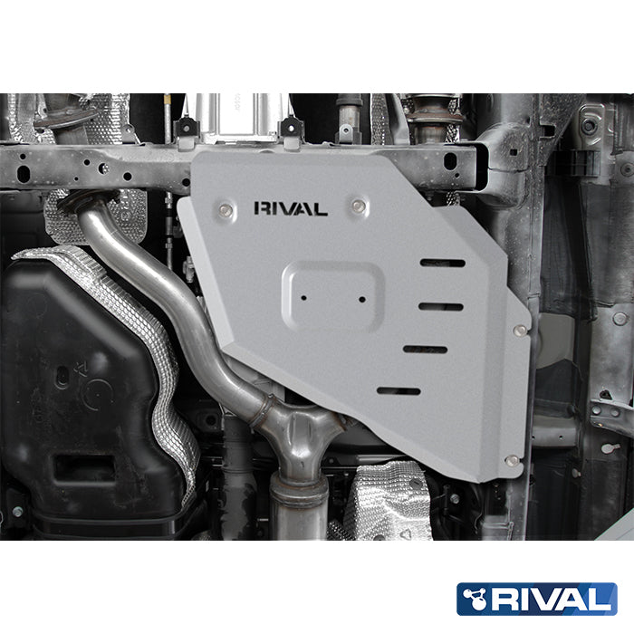 Toyota Land Cruiser 300 – Transfer Case RIVAL 4x4 transfer case skid plate – underbody protection detail view