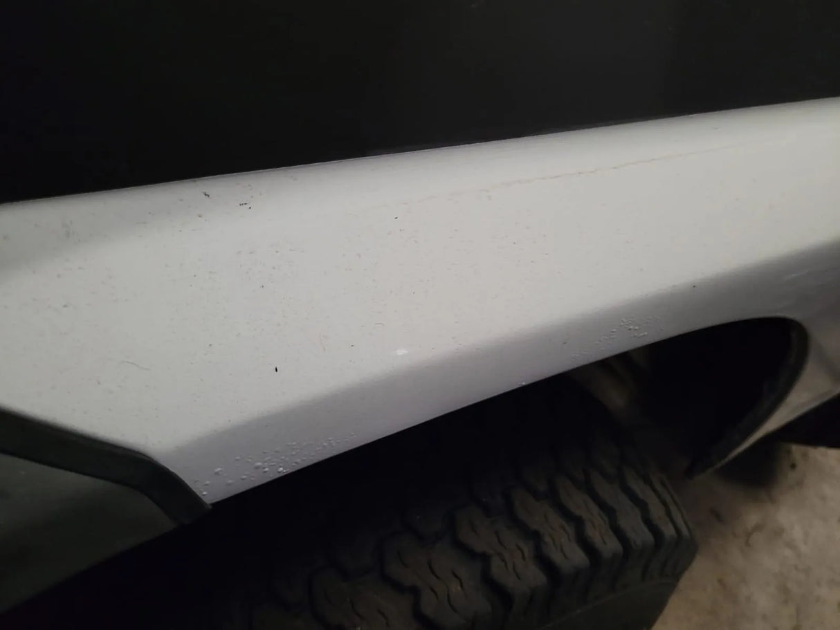 Nissan Patrol Y60 SWB 1994 – Short Wheelbase Classic Off-Roader