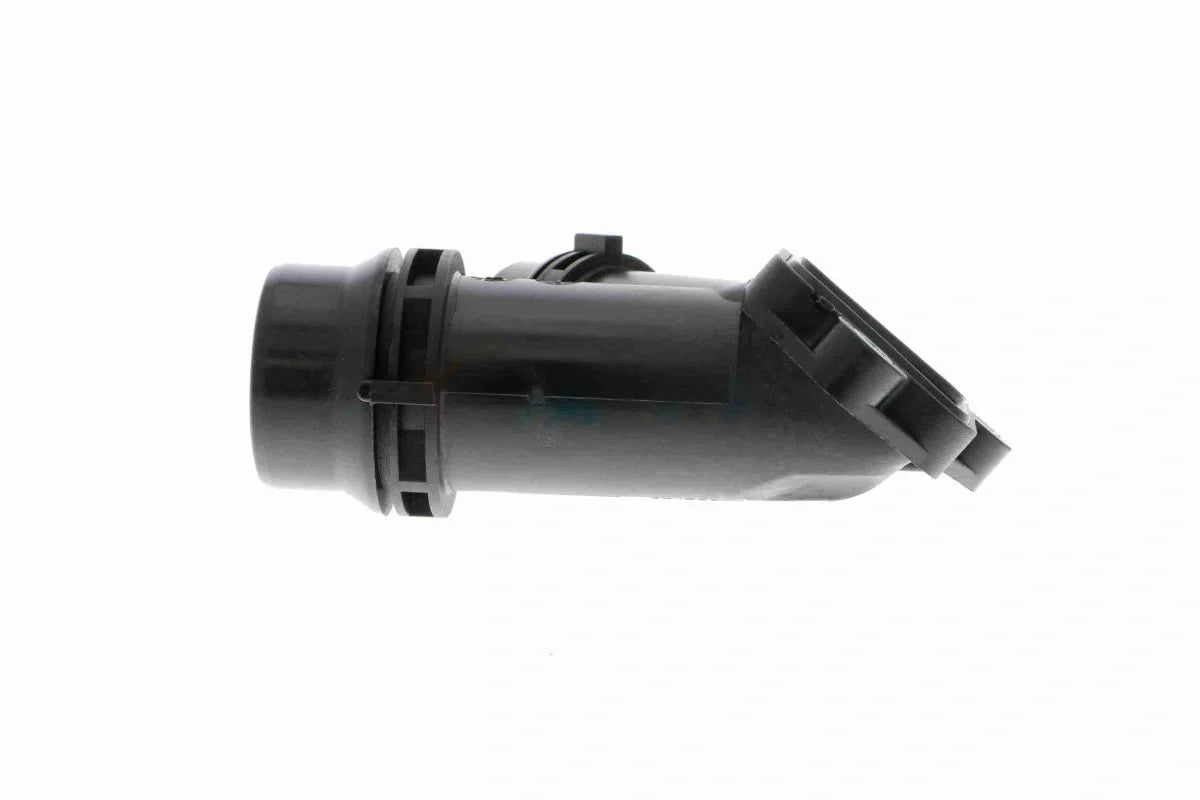 BMW M57 head coolant outlet 11122247744 – angle view 4