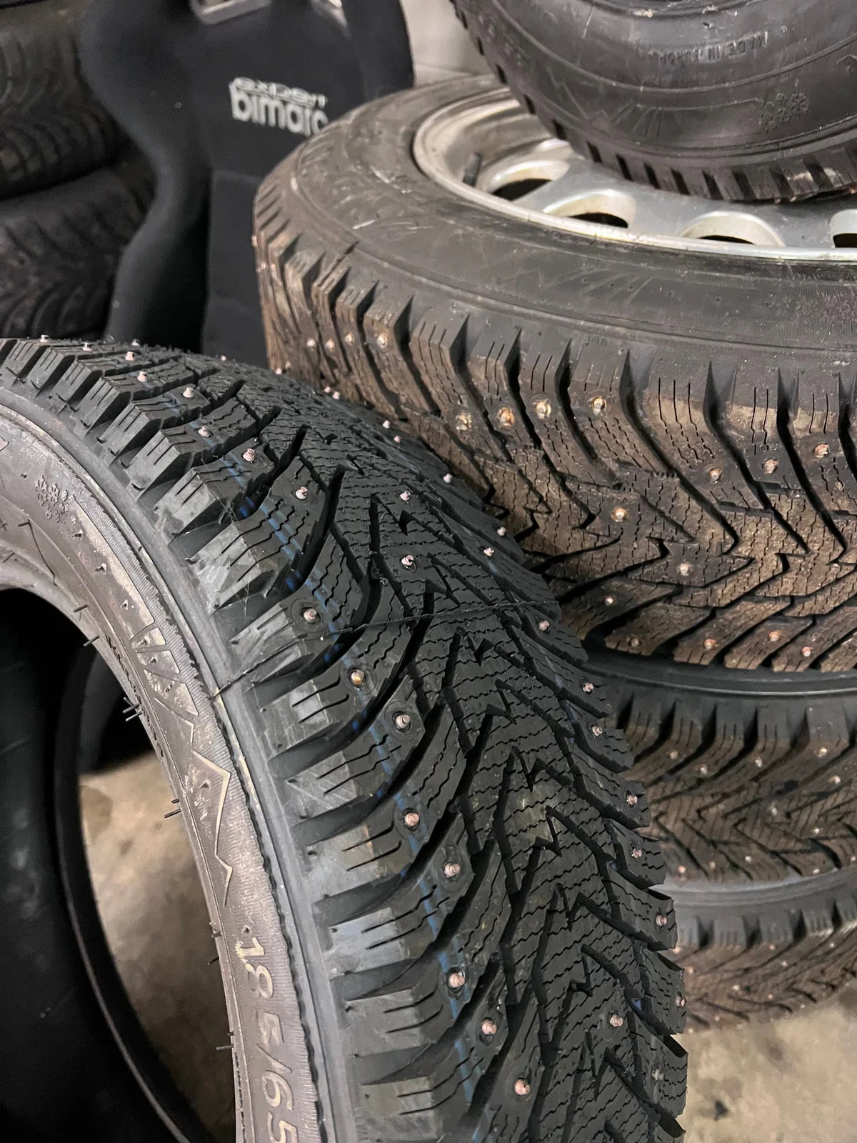 BMW R15 winter spikes for sale – studded tire set