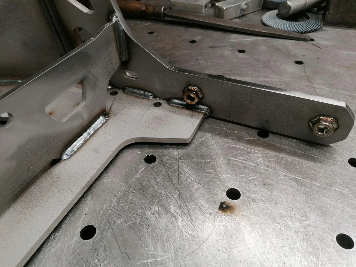 Weld detail on Overland-G front bumper winch mount plate during build process