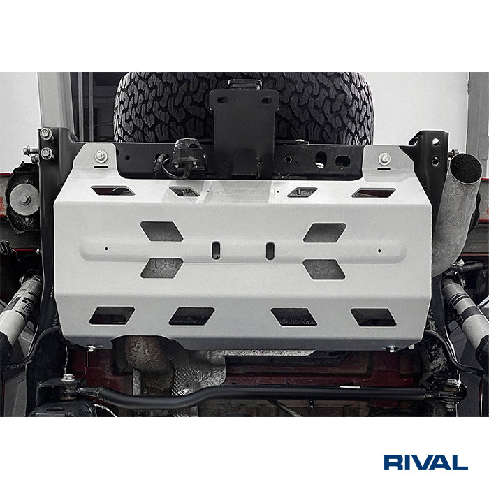 Jeep Wrangler – Exhaust Pipe RIVAL 4x4 skid plate – underbody protection detail view