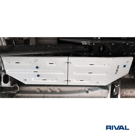 Mercedes-Benz Sprinter – Fuel Tank RIVAL 4x4 fuel tank skid plate – underbody protection detail view