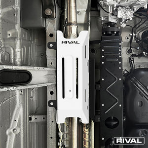 Mercedes-Benz Sprinter – Muffler RIVAL 4x4 skid plate – underbody protection detail view
