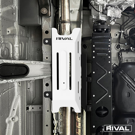 Mercedes-Benz Sprinter – Muffler RIVAL 4x4 skid plate – underbody protection detail view