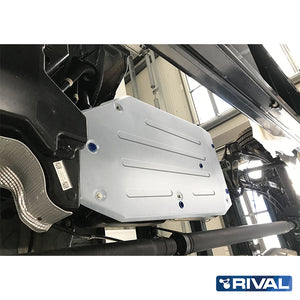 MAN TGE – Fuel Tank RIVAL 4x4 fuel tank skid plate – underbody protection detail view
