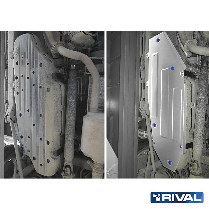 Toyota Land Cruiser 200 – Fuel Tank RIVAL 4x4 fuel tank skid plate – underbody protection installed view