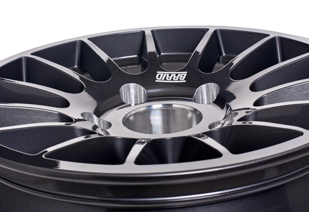 BRAID Winrace S – Rally & Adventure SUV Wheel