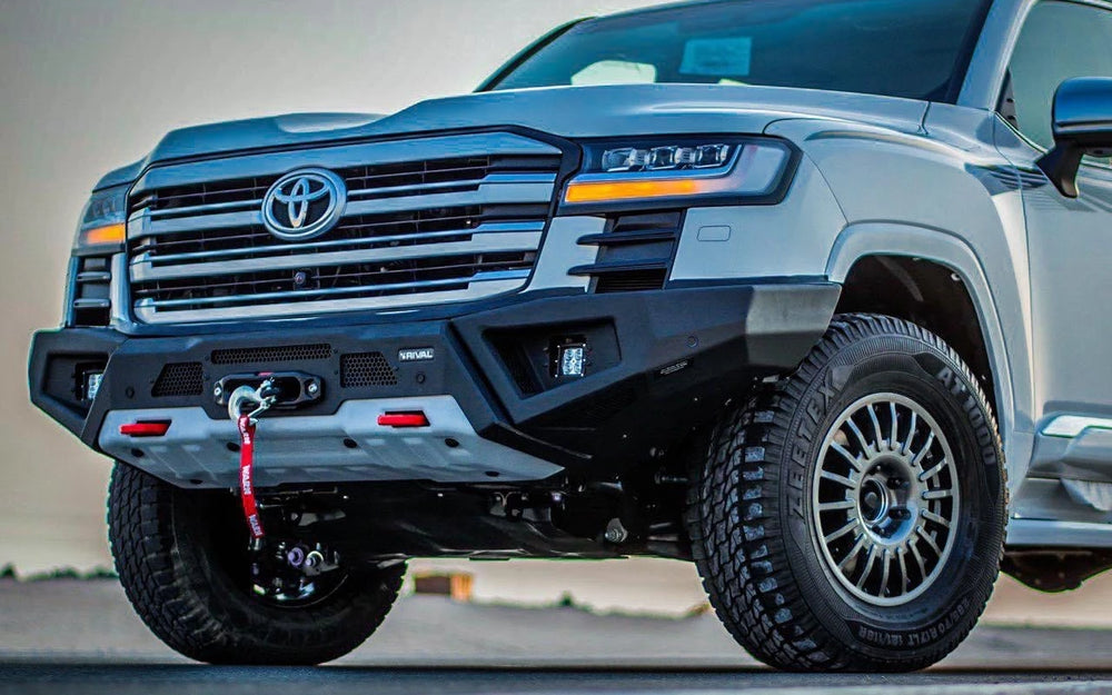 Land Cruiser 300 expedition setup | FastMotion
