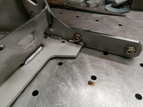 Overland-G Aluminum Front Bumper build winch mount welds