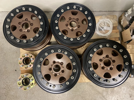Overland-G beadlock wheels mounted on Mercedes-Benz G-Class showing ring and finish