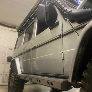 Overland-G heavy duty aluminum rock sliders installed