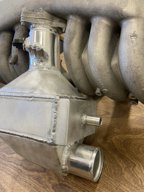 Overland-G water-to-air intercooler kit core overview showing heat exchanger construction