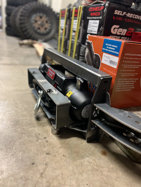 Overland-G winch system single-motor fully mounted and installed in G-Class front bumper